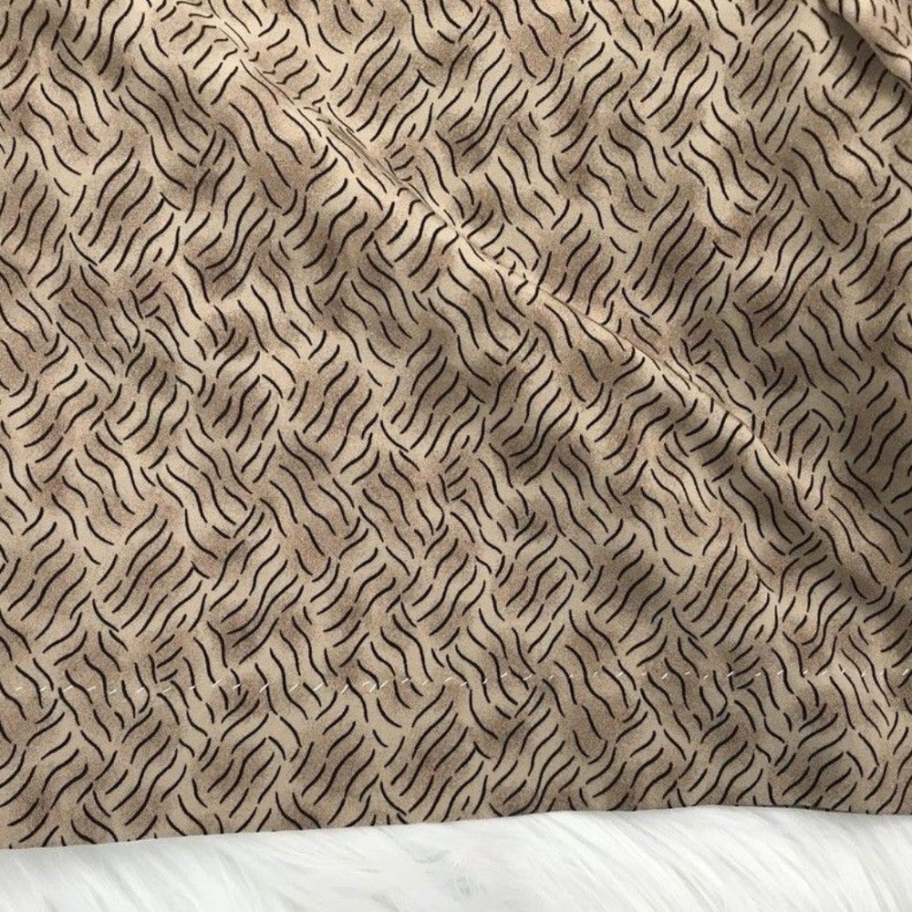 HALEY Sz 8 Shorts Printed Brown Pleated USA - Picture 4 of 6